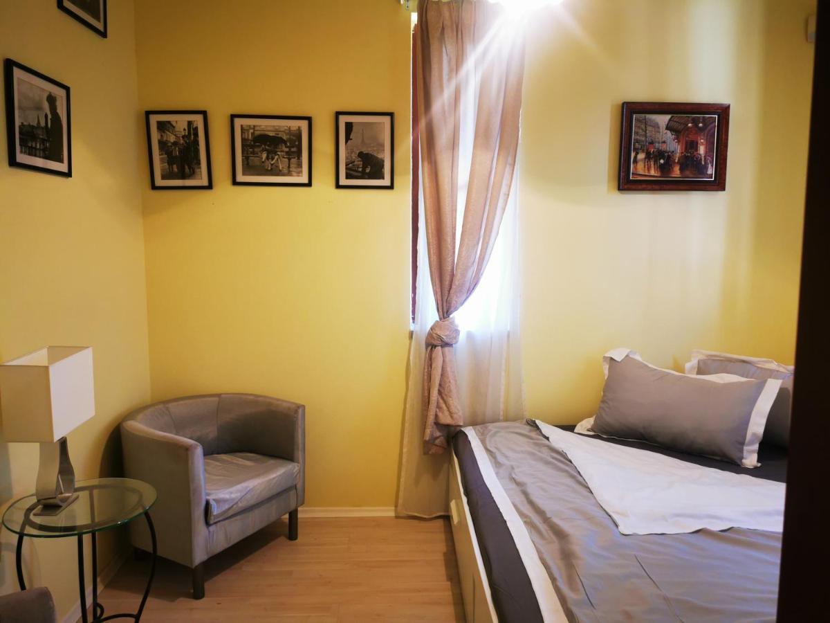 Luxury Basement In The Surrounding Of Budapest Apartment Mogyoród Exterior foto