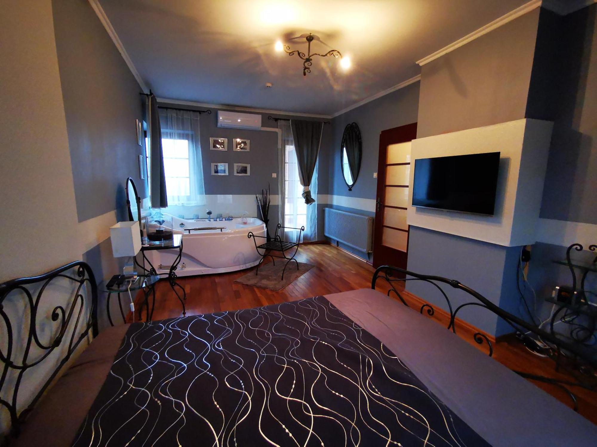 Luxury Basement In The Surrounding Of Budapest Apartment Mogyoród Exterior foto